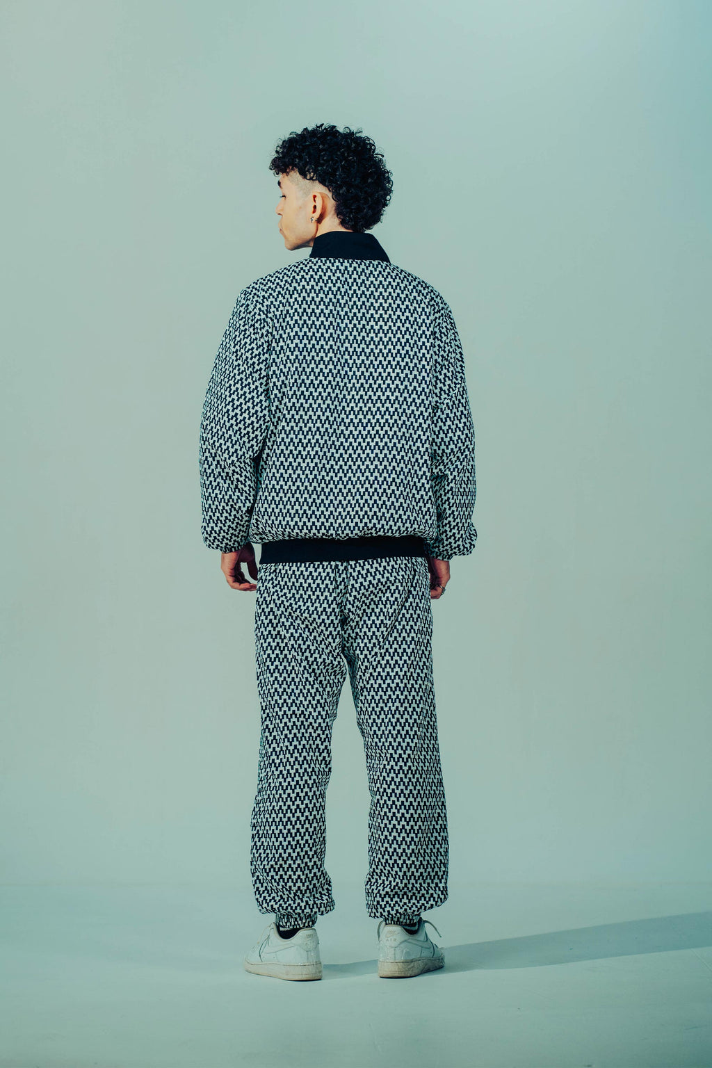 NYLON CHEVRON TRACKPANTS MASTERPIECE